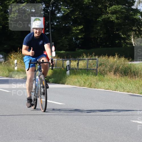 25.08.2024 - Elbe Triathlon Hamburg Fuchs,  Jonas http://msf.ph/oto/6866697 25.08.2024 10:56:56 Radfahren 1567, 712, 1524 meine-sportfotos.de