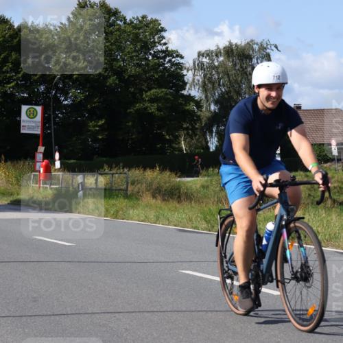 25.08.2024 - Elbe Triathlon Hamburg Fuchs,  Jonas http://msf.ph/oto/6866723 25.08.2024 10:56:57 Radfahren 1567, 712, 1524, 1580 meine-sportfotos.de