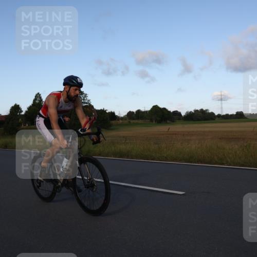 25.08.2024 - Elbe Triathlon Hamburg Fuchs,  Jonas http://msf.ph/oto/6866733 25.08.2024 09:26:38 Radfahren 370 meine-sportfotos.de