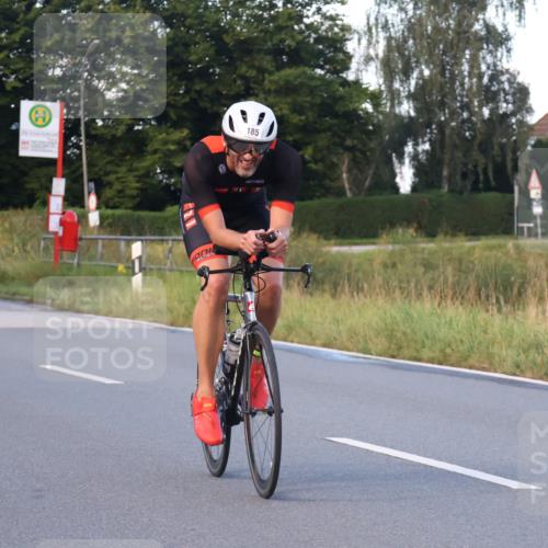 25.08.2024 - Elbe Triathlon Hamburg Fuchs,  Jonas http://msf.ph/oto/6866744 25.08.2024 09:26:49 Radfahren 185, 409, 282 meine-sportfotos.de
