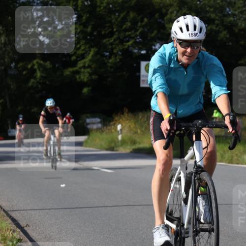 25.08.2024 - Elbe Triathlon Hamburg Fuchs,  Jonas http://msf.ph/oto/6866756 25.08.2024 10:57:03 Radfahren 712, 1524, 1580, 1424, 768, 1411, 1413 meine-sportfotos.de