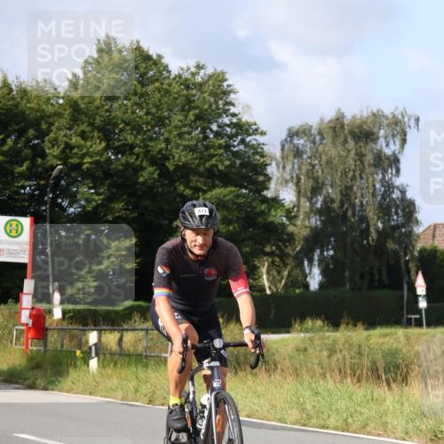 25.08.2024 - Elbe Triathlon Hamburg Fuchs,  Jonas http://msf.ph/oto/6866761 25.08.2024 10:14:53 Radfahren 1850, 300, 486, 417 meine-sportfotos.de