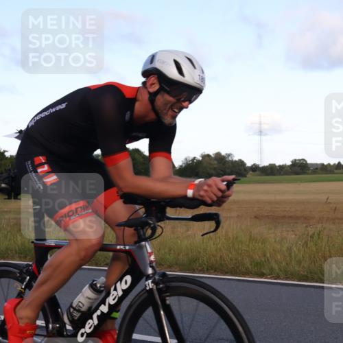 25.08.2024 - Elbe Triathlon Hamburg Fuchs,  Jonas http://msf.ph/oto/6866767 25.08.2024 09:26:50 Radfahren 185, 409, 282 meine-sportfotos.de