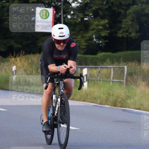 25.08.2024 - Elbe Triathlon Hamburg Fuchs,  Jonas http://msf.ph/oto/6866772 25.08.2024 09:26:53 Radfahren 185, 409, 282 meine-sportfotos.de