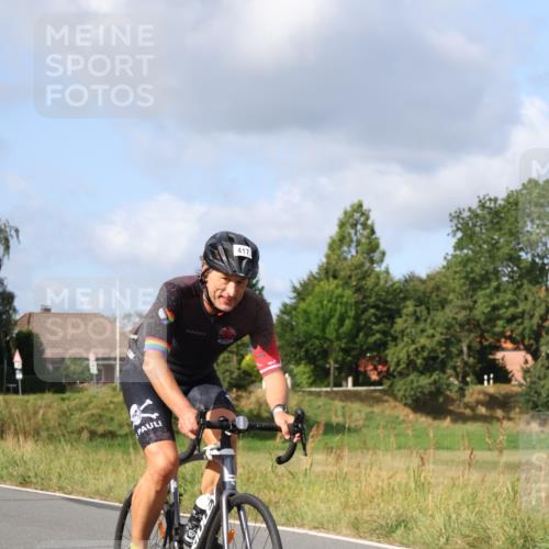 25.08.2024 - Elbe Triathlon Hamburg Fuchs,  Jonas http://msf.ph/oto/6866775 25.08.2024 10:14:53 Radfahren 1850, 300, 486, 417 meine-sportfotos.de
