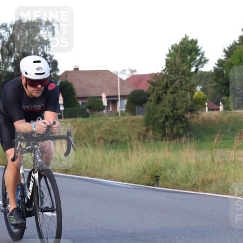25.08.2024 - Elbe Triathlon Hamburg Fuchs,  Jonas http://msf.ph/oto/6866786 25.08.2024 09:26:53 Radfahren 185, 409, 282 meine-sportfotos.de