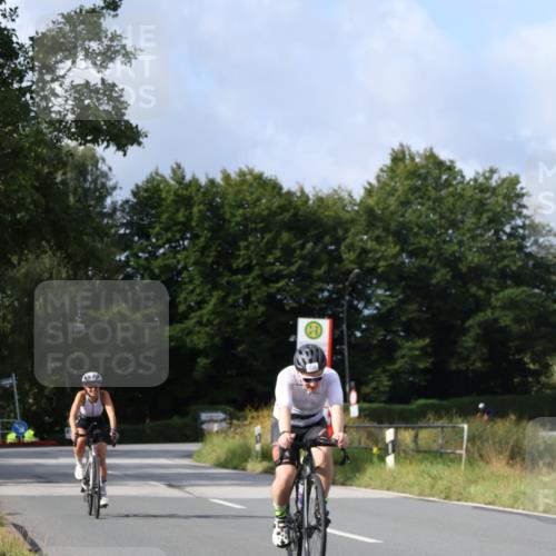 25.08.2024 - Elbe Triathlon Hamburg Fuchs,  Jonas http://msf.ph/oto/6866801 25.08.2024 10:15:01 Radfahren 224, 470 meine-sportfotos.de