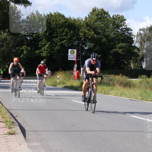 25.08.2024 - Elbe Triathlon Hamburg Fuchs,  Jonas http://msf.ph/oto/6866808 25.08.2024 10:57:09 Radfahren 1580, 1424, 768, 1411, 1413, 781, 687, 1462 meine-sportfotos.de