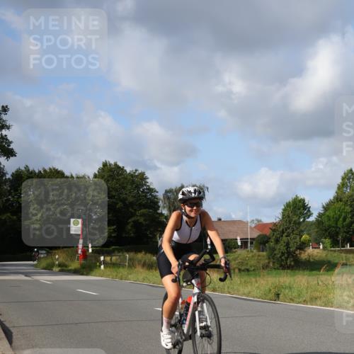 25.08.2024 - Elbe Triathlon Hamburg Fuchs,  Jonas http://msf.ph/oto/6866825 25.08.2024 10:15:03 Radfahren 224, 470 meine-sportfotos.de