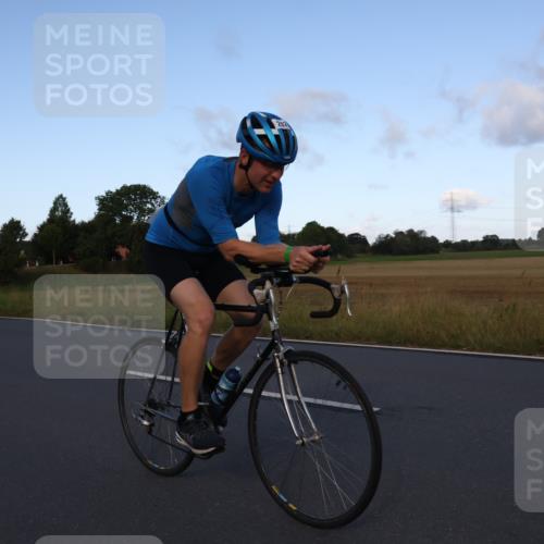 25.08.2024 - Elbe Triathlon Hamburg Fuchs,  Jonas http://msf.ph/oto/6866829 25.08.2024 09:26:56 Radfahren 409, 282 meine-sportfotos.de