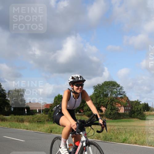25.08.2024 - Elbe Triathlon Hamburg Fuchs,  Jonas http://msf.ph/oto/6866831 25.08.2024 10:15:04 Radfahren 224, 470 meine-sportfotos.de