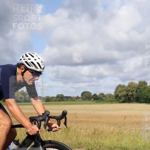 25.08.2024 - Elbe Triathlon Hamburg Fuchs,  Jonas http://msf.ph/oto/6866853 25.08.2024 10:15:12 Radfahren 438 meine-sportfotos.de