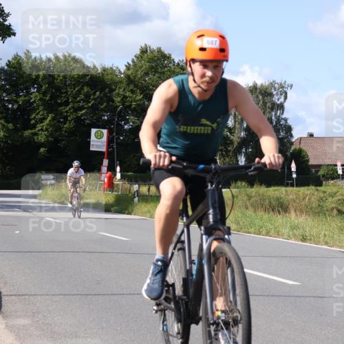 25.08.2024 - Elbe Triathlon Hamburg Fuchs,  Jonas http://msf.ph/oto/6866854 25.08.2024 10:57:11 Radfahren 1424, 768, 1411, 1413, 781, 687, 1462, 773, 1594 meine-sportfotos.de