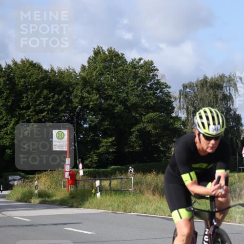 25.08.2024 - Elbe Triathlon Hamburg Fuchs,  Jonas http://msf.ph/oto/6866888 25.08.2024 10:15:23 Radfahren 364, 548, 341 meine-sportfotos.de