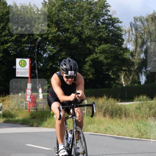 25.08.2024 - Elbe Triathlon Hamburg Fuchs,  Jonas http://msf.ph/oto/6866891 25.08.2024 10:15:24 Radfahren 364, 548, 341 meine-sportfotos.de