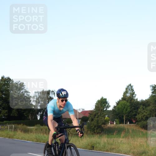 25.08.2024 - Elbe Triathlon Hamburg Fuchs,  Jonas http://msf.ph/oto/6866903 25.08.2024 09:27:18 Radfahren 235, 434 meine-sportfotos.de