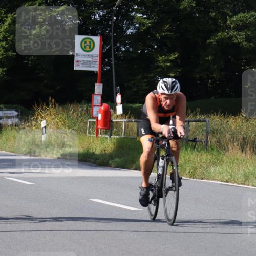 25.08.2024 - Elbe Triathlon Hamburg Fuchs,  Jonas http://msf.ph/oto/6866909 25.08.2024 10:57:24 Radfahren 1449, 1431, 714, 1712 meine-sportfotos.de