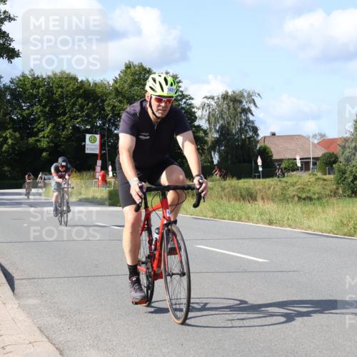 25.08.2024 - Elbe Triathlon Hamburg Fuchs,  Jonas http://msf.ph/oto/6866922 25.08.2024 10:57:25 Radfahren 1449, 1431, 714, 1712 meine-sportfotos.de