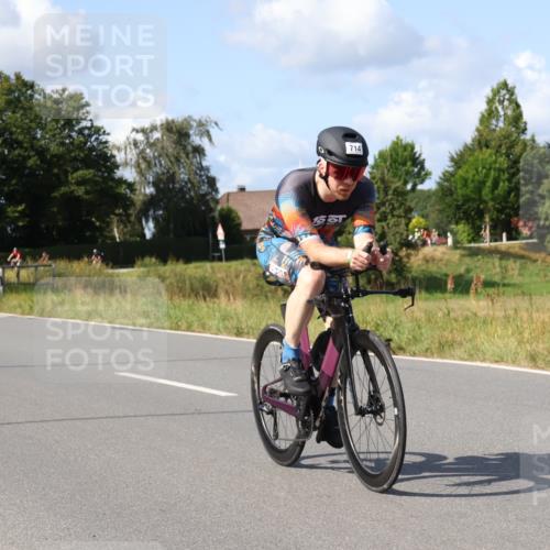 25.08.2024 - Elbe Triathlon Hamburg Fuchs,  Jonas http://msf.ph/oto/6866933 25.08.2024 10:57:27 Radfahren 1449, 1431, 714, 1712, 1459, 1418 meine-sportfotos.de