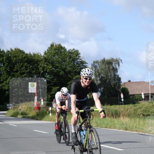 25.08.2024 - Elbe Triathlon Hamburg Fuchs,  Jonas http://msf.ph/oto/6866941 25.08.2024 10:15:33 Radfahren 381, 383, 552, 328 meine-sportfotos.de