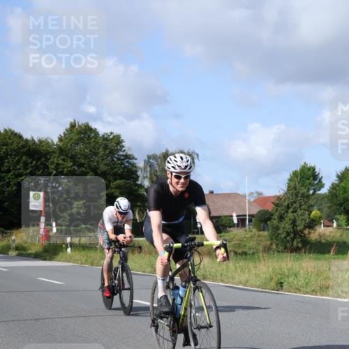 25.08.2024 - Elbe Triathlon Hamburg Fuchs,  Jonas http://msf.ph/oto/6866945 25.08.2024 10:15:33 Radfahren 381, 383, 552, 328 meine-sportfotos.de
