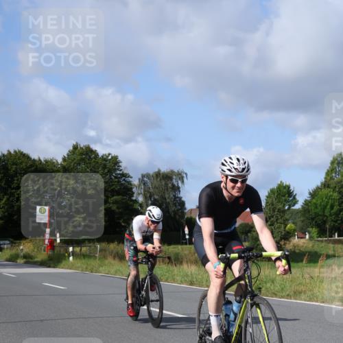 25.08.2024 - Elbe Triathlon Hamburg Fuchs,  Jonas http://msf.ph/oto/6866947 25.08.2024 10:15:34 Radfahren 381, 383, 552, 328 meine-sportfotos.de