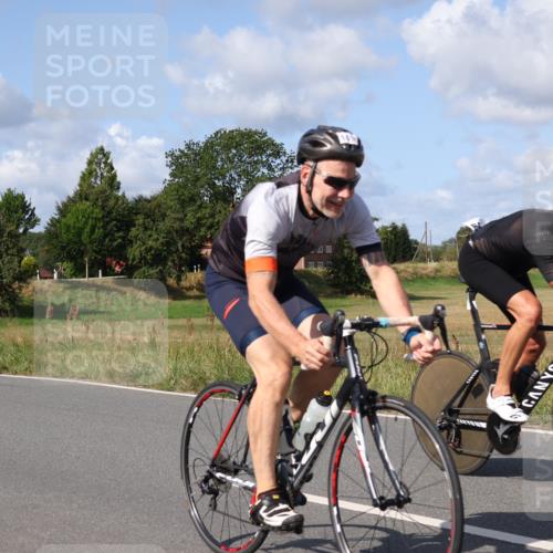 25.08.2024 - Elbe Triathlon Hamburg Fuchs,  Jonas http://msf.ph/oto/6866975 25.08.2024 10:57:33 Radfahren 1712, 1459, 1418, 1415, 565, 1575, 1430 meine-sportfotos.de