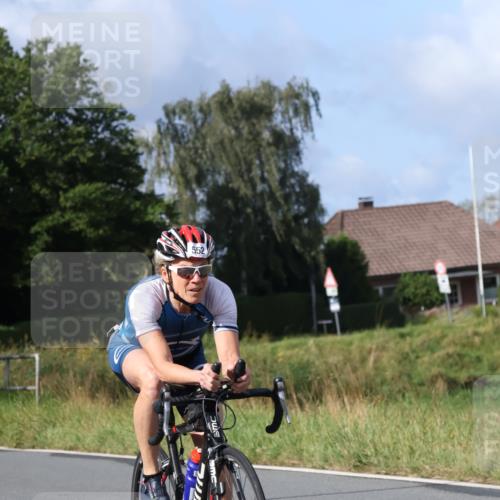 25.08.2024 - Elbe Triathlon Hamburg Fuchs,  Jonas http://msf.ph/oto/6866978 25.08.2024 10:15:38 Radfahren 381, 383, 552, 328 meine-sportfotos.de