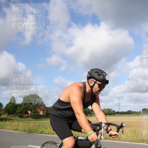 25.08.2024 - Elbe Triathlon Hamburg Fuchs,  Jonas http://msf.ph/oto/6867011 25.08.2024 10:15:40 Radfahren 552, 328 meine-sportfotos.de