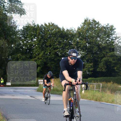 25.08.2024 - Elbe Triathlon Hamburg Fuchs,  Jonas http://msf.ph/oto/6867022 25.08.2024 09:27:37 Radfahren 157, 378, 215, 163 meine-sportfotos.de