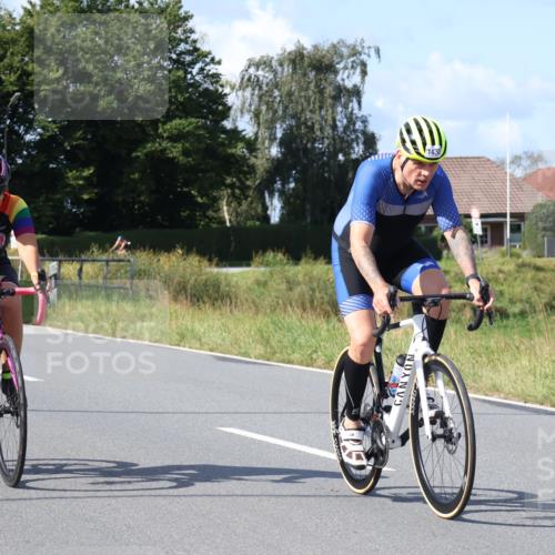 25.08.2024 - Elbe Triathlon Hamburg Fuchs,  Jonas http://msf.ph/oto/6867033 25.08.2024 10:57:40 Radfahren 1415, 565, 1575, 1430, 1583, 1445, 794, 1444, 1584 meine-sportfotos.de