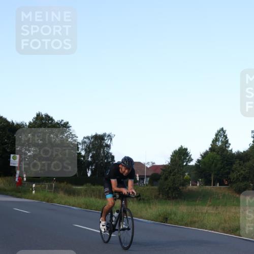 25.08.2024 - Elbe Triathlon Hamburg Fuchs,  Jonas http://msf.ph/oto/6867042 25.08.2024 09:27:39 Radfahren 157, 378, 215, 163 meine-sportfotos.de