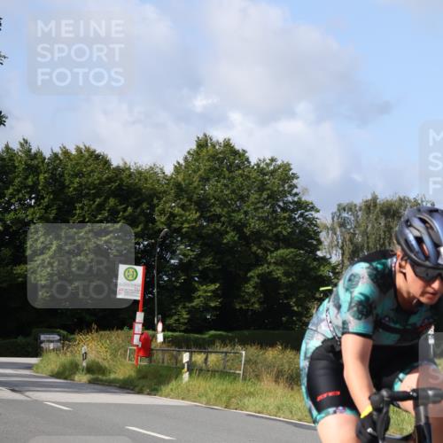 25.08.2024 - Elbe Triathlon Hamburg Fuchs,  Jonas http://msf.ph/oto/6867045 25.08.2024 10:15:58 Radfahren 384, 547, 497 meine-sportfotos.de