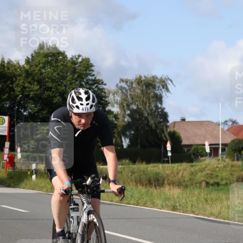 25.08.2024 - Elbe Triathlon Hamburg Fuchs,  Jonas http://msf.ph/oto/6867078 25.08.2024 10:16:12 Radfahren 411 meine-sportfotos.de