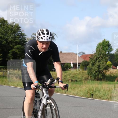 25.08.2024 - Elbe Triathlon Hamburg Fuchs,  Jonas http://msf.ph/oto/6867083 25.08.2024 10:16:12 Radfahren 411 meine-sportfotos.de