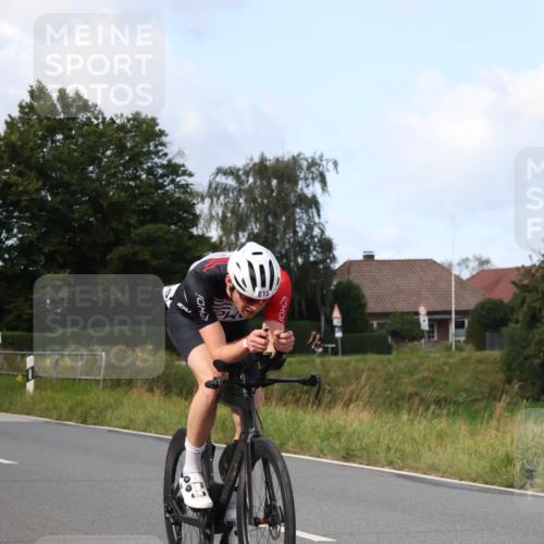 25.08.2024 - Elbe Triathlon Hamburg Fuchs,  Jonas http://msf.ph/oto/6867090 25.08.2024 10:16:26 Radfahren 615, 220 meine-sportfotos.de