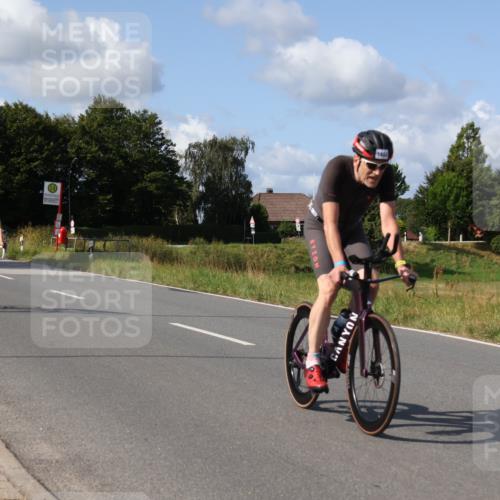 25.08.2024 - Elbe Triathlon Hamburg Fuchs,  Jonas http://msf.ph/oto/6867098 25.08.2024 10:57:45 Radfahren 1430, 1583, 1445, 794, 1444, 1584, 1706, 151 meine-sportfotos.de