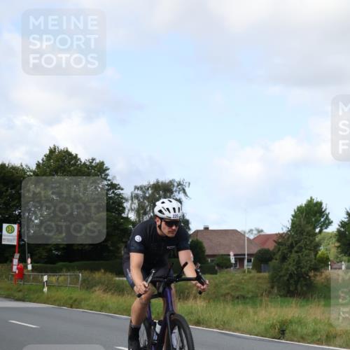 25.08.2024 - Elbe Triathlon Hamburg Fuchs,  Jonas http://msf.ph/oto/6867111 25.08.2024 10:16:30 Radfahren 615, 220 meine-sportfotos.de