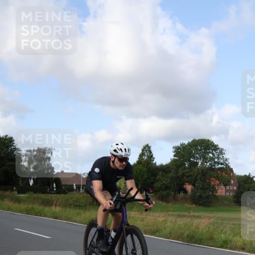 25.08.2024 - Elbe Triathlon Hamburg Fuchs,  Jonas http://msf.ph/oto/6867116 25.08.2024 10:16:30 Radfahren 615, 220 meine-sportfotos.de