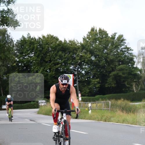 25.08.2024 - Elbe Triathlon Hamburg Fuchs,  Jonas http://msf.ph/oto/6867129 25.08.2024 10:16:38 Radfahren 401, 431, 214 meine-sportfotos.de
