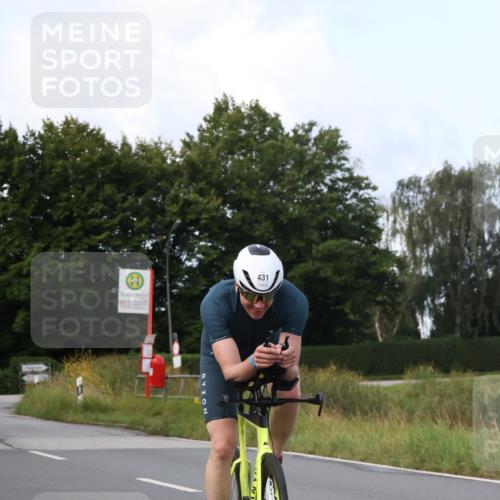 25.08.2024 - Elbe Triathlon Hamburg Fuchs,  Jonas http://msf.ph/oto/6867150 25.08.2024 10:16:40 Radfahren 401, 431, 214 meine-sportfotos.de