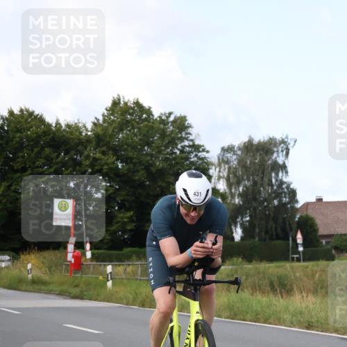 25.08.2024 - Elbe Triathlon Hamburg Fuchs,  Jonas http://msf.ph/oto/6867155 25.08.2024 10:16:40 Radfahren 401, 431, 214 meine-sportfotos.de