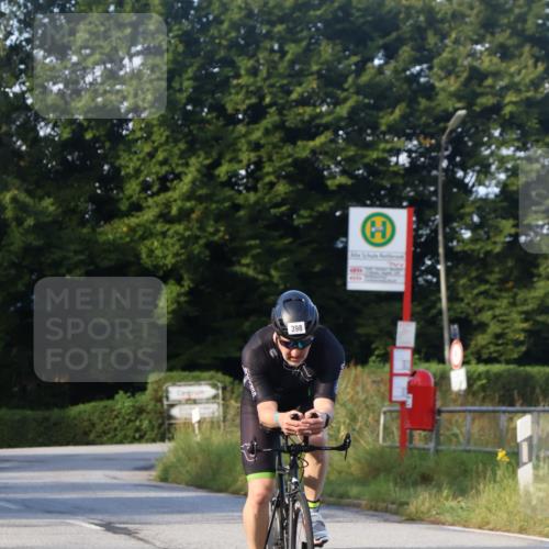 25.08.2024 - Elbe Triathlon Hamburg Fuchs,  Jonas http://msf.ph/oto/6867196 25.08.2024 09:28:19 Radfahren 270, 358, 398, 168 meine-sportfotos.de
