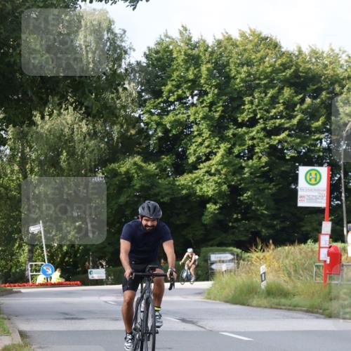 25.08.2024 - Elbe Triathlon Hamburg Fuchs,  Jonas http://msf.ph/oto/6867201 25.08.2024 10:16:48 Radfahren 214, 267 meine-sportfotos.de