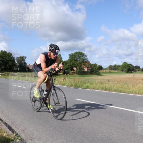 25.08.2024 - Elbe Triathlon Hamburg Fuchs,  Jonas http://msf.ph/oto/6867271 25.08.2024 10:17:03 Radfahren 407, 543 meine-sportfotos.de