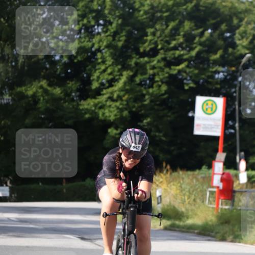 25.08.2024 - Elbe Triathlon Hamburg Fuchs,  Jonas http://msf.ph/oto/6867278 25.08.2024 10:17:09 Radfahren 543 meine-sportfotos.de