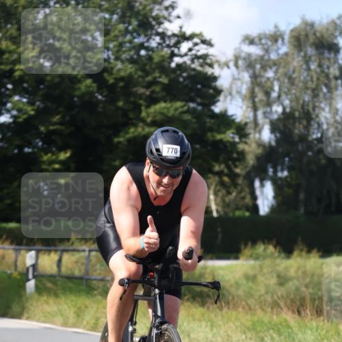 25.08.2024 - Elbe Triathlon Hamburg Fuchs,  Jonas http://msf.ph/oto/6867283 25.08.2024 10:58:34 Radfahren 770 meine-sportfotos.de