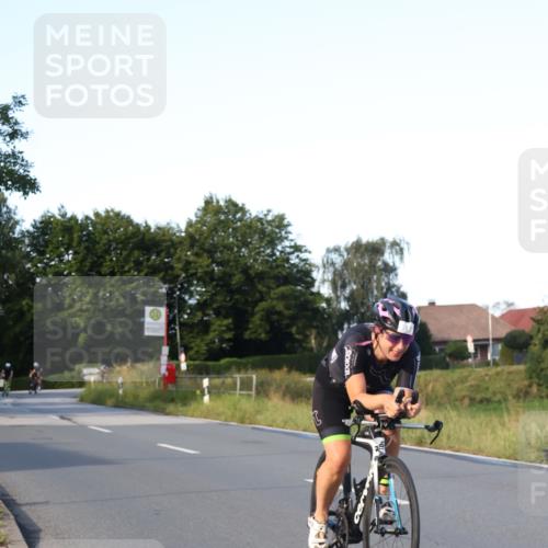 25.08.2024 - Elbe Triathlon Hamburg Fuchs,  Jonas http://msf.ph/oto/6867289 25.08.2024 09:28:27 Radfahren 168, 143, 431, 368 meine-sportfotos.de