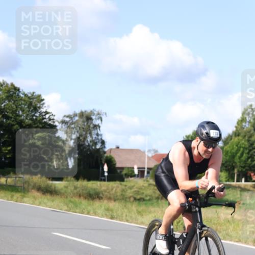 25.08.2024 - Elbe Triathlon Hamburg Fuchs,  Jonas http://msf.ph/oto/6867295 25.08.2024 10:58:35 Radfahren 770 meine-sportfotos.de