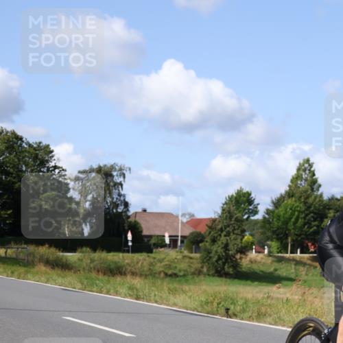 25.08.2024 - Elbe Triathlon Hamburg Fuchs,  Jonas http://msf.ph/oto/6867298 25.08.2024 10:58:35 Radfahren 770 meine-sportfotos.de